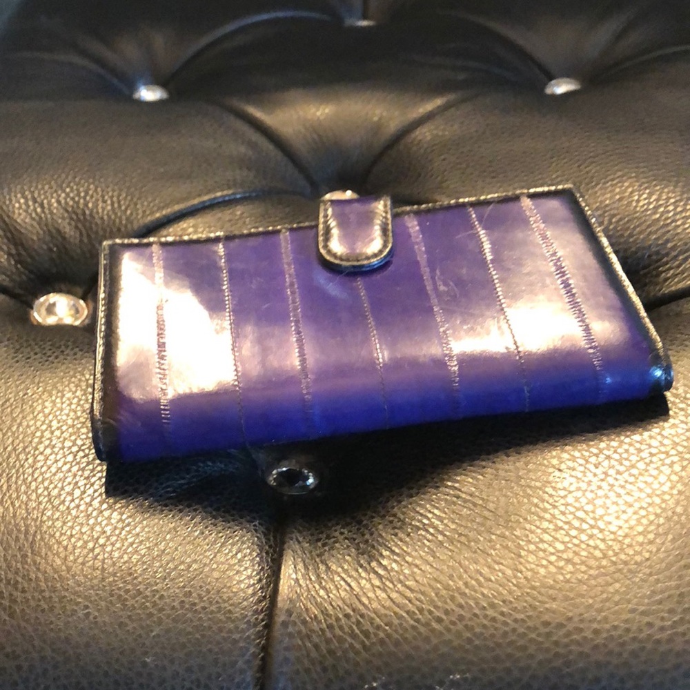 Authentic eel skin wallet